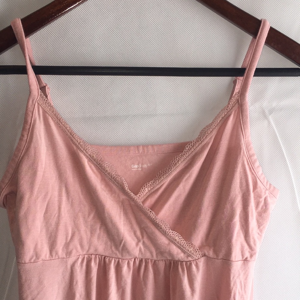 Gap Body Elegant Pink Lace Trim Sleepwear Spaghetti Straps Top | Sie S